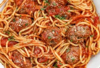 *Family Style- Spaghetti and Meatballs